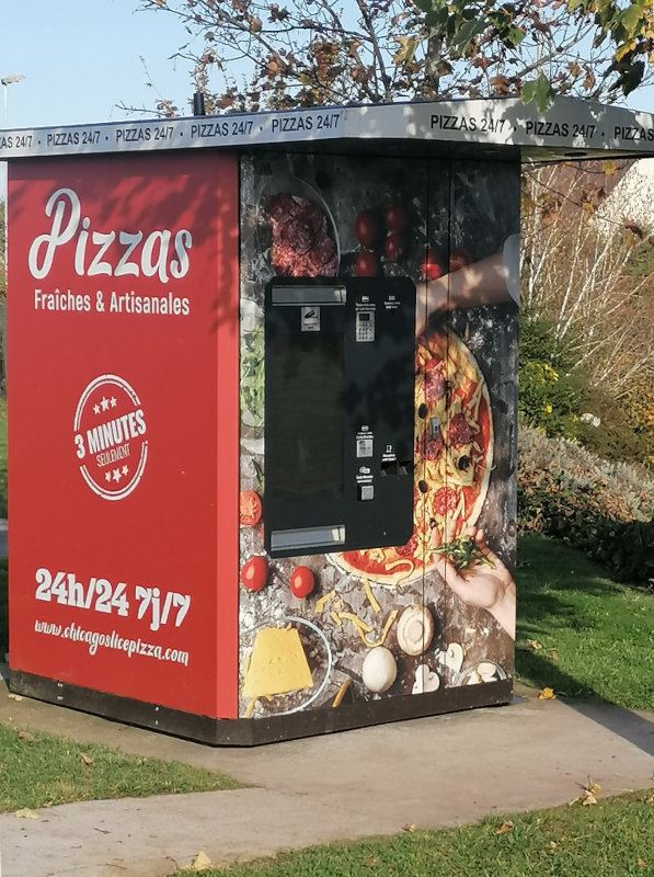 Distributeur de Pizzas à Pleumeleuc
